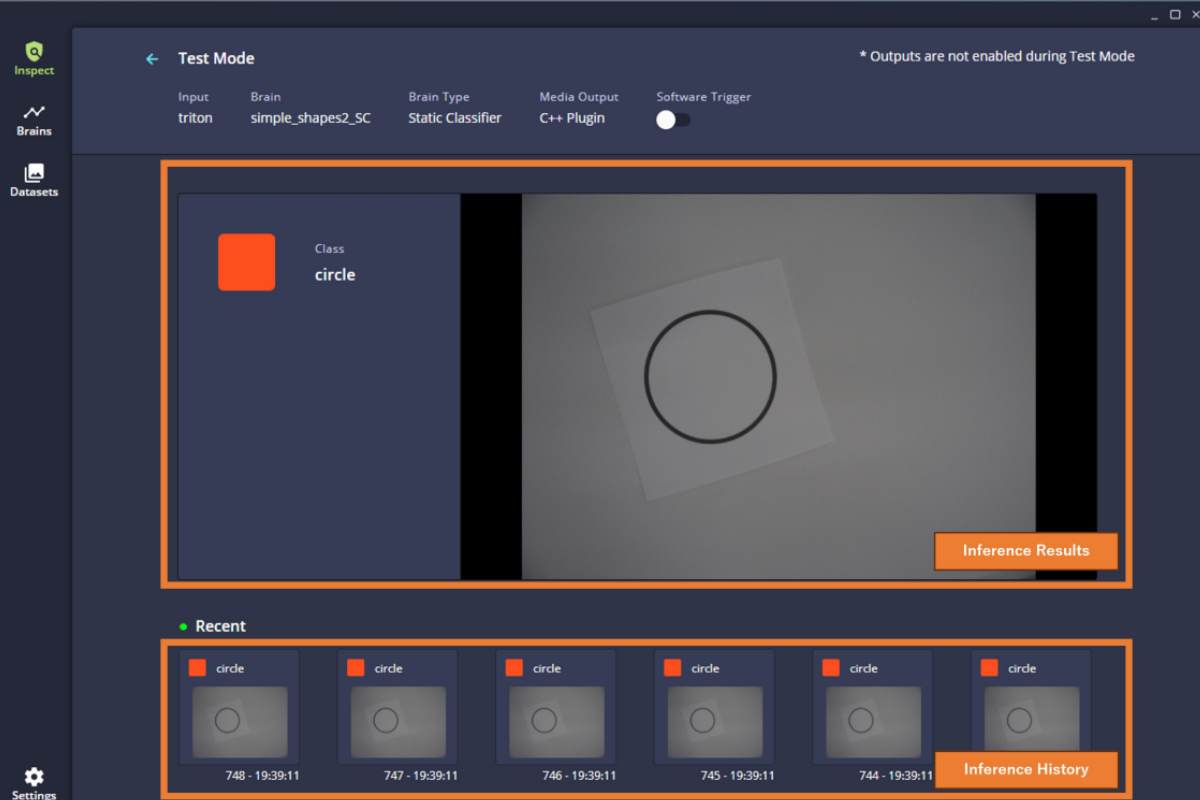 Inspector の検査画面インターフェース